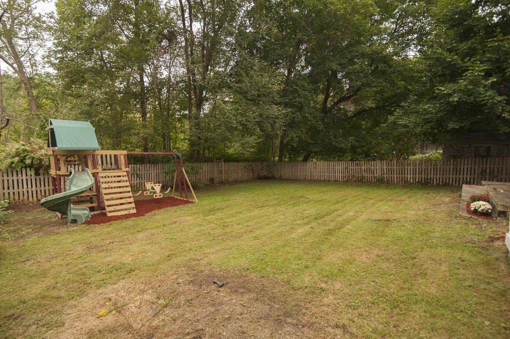 514 Maple Street Danvers, MA 01923 - Photo 25 of 29 Gallery Image 25