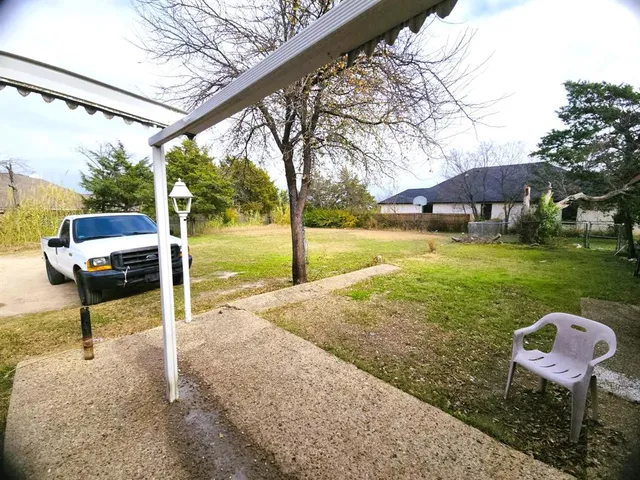 $250,000 | 2737 West Camp Wisdom Road, Dallas, TX 75237