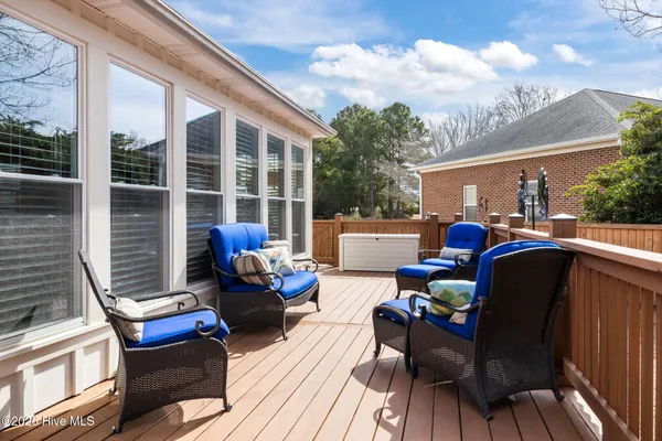 $520,000 | 100 Stevens Court, Swansboro, NC 28584