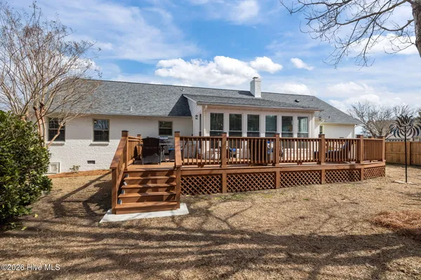 $520,000 | 100 Stevens Court, Swansboro, NC 28584