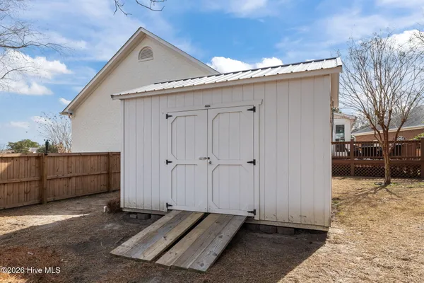 $520,000 | 100 Stevens Court, Swansboro, NC 28584