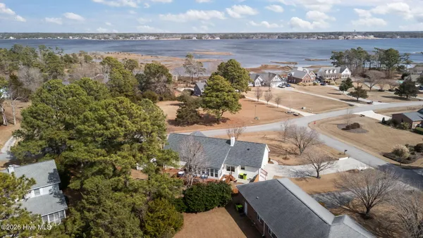 $520,000 | 100 Stevens Court, Swansboro, NC 28584