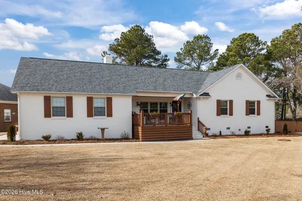 $520,000 | 100 Stevens Court, Swansboro, NC 28584