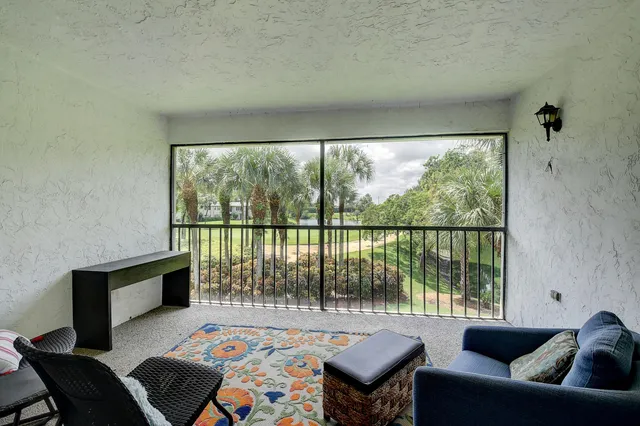 $5,500 | 18 Westgate Lane, Unit 18F, Boynton Beach, FL 33436