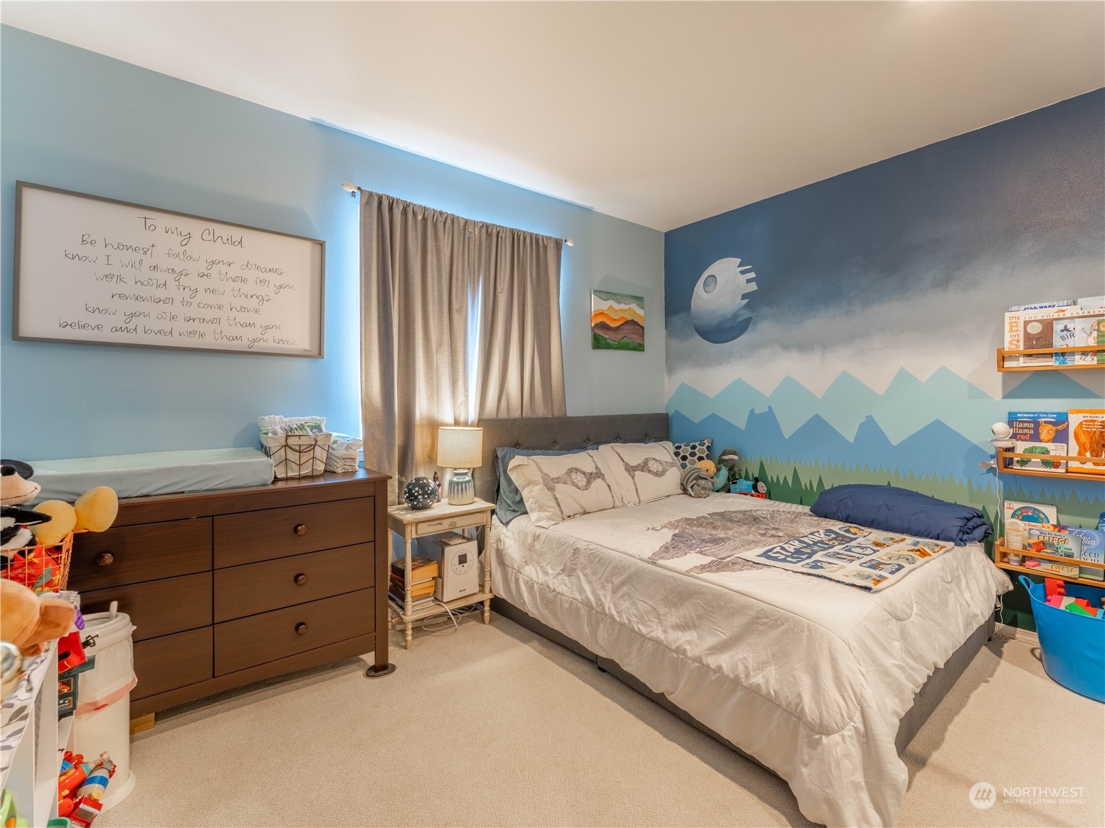 14918 Burkey Street Entiat, WA 98822 - Photo 25 of 39 a bedroom with a bed and a window