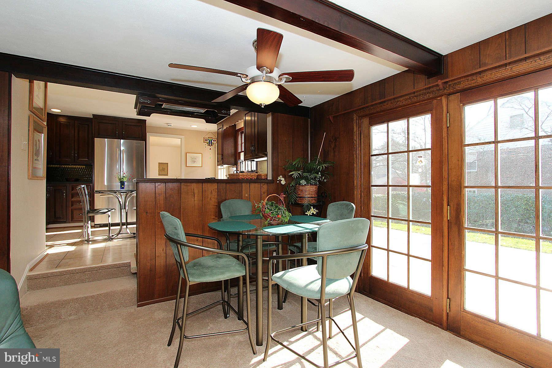 9800 Canal Road Gaithersburg, MD 20886 - Photo 14 of 30 Family Room