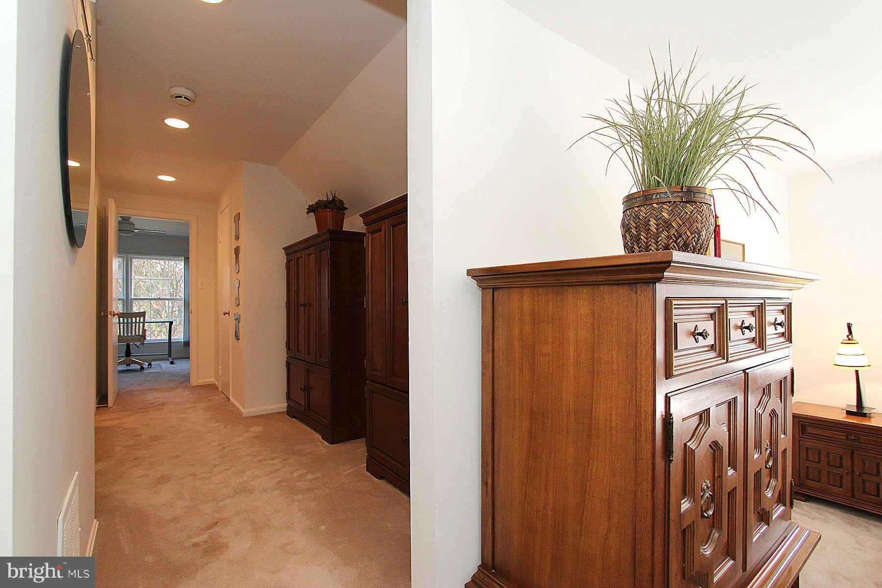 9800 Canal Road Gaithersburg, MD 20886 - Photo 20 of 30 Bedroom (Master)