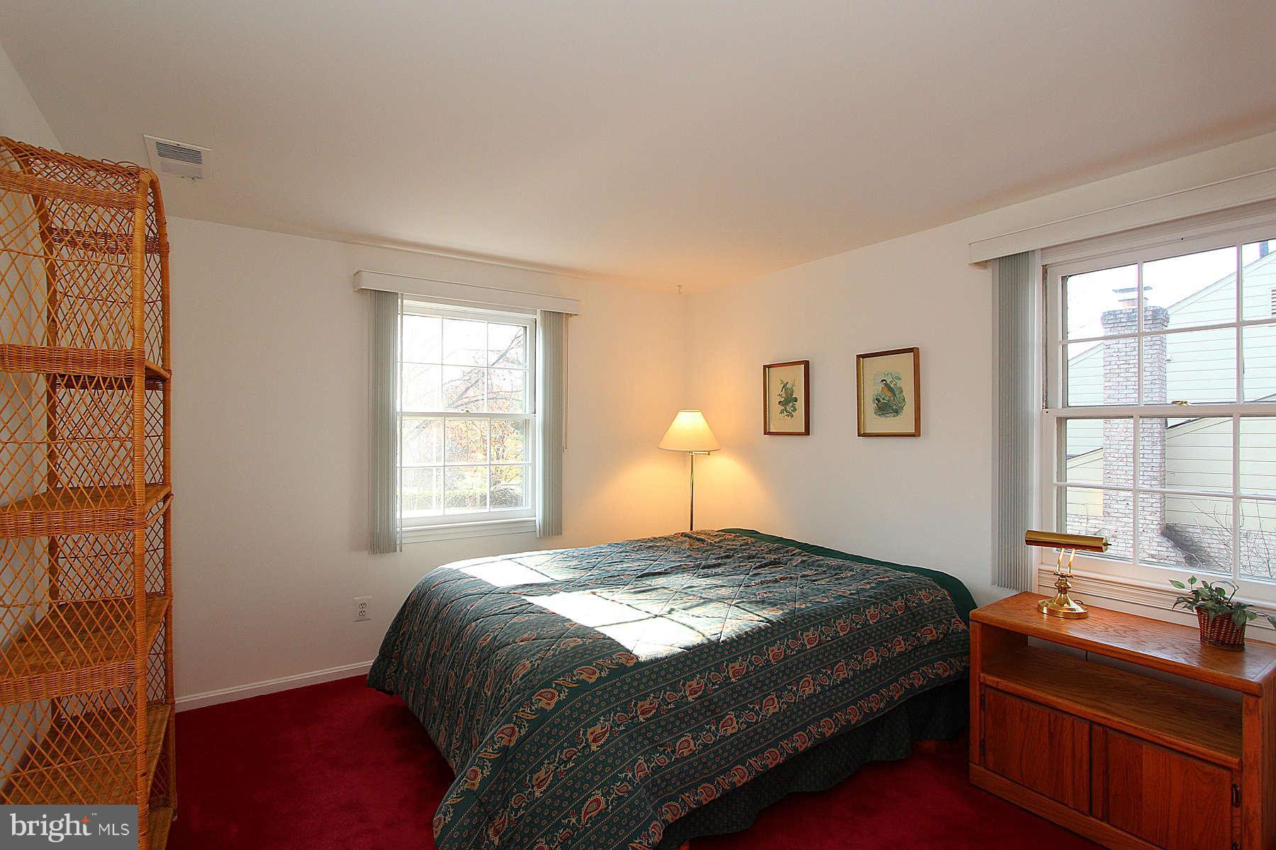 9800 Canal Road Gaithersburg, MD 20886 - Photo 26 of 30 Bedroom