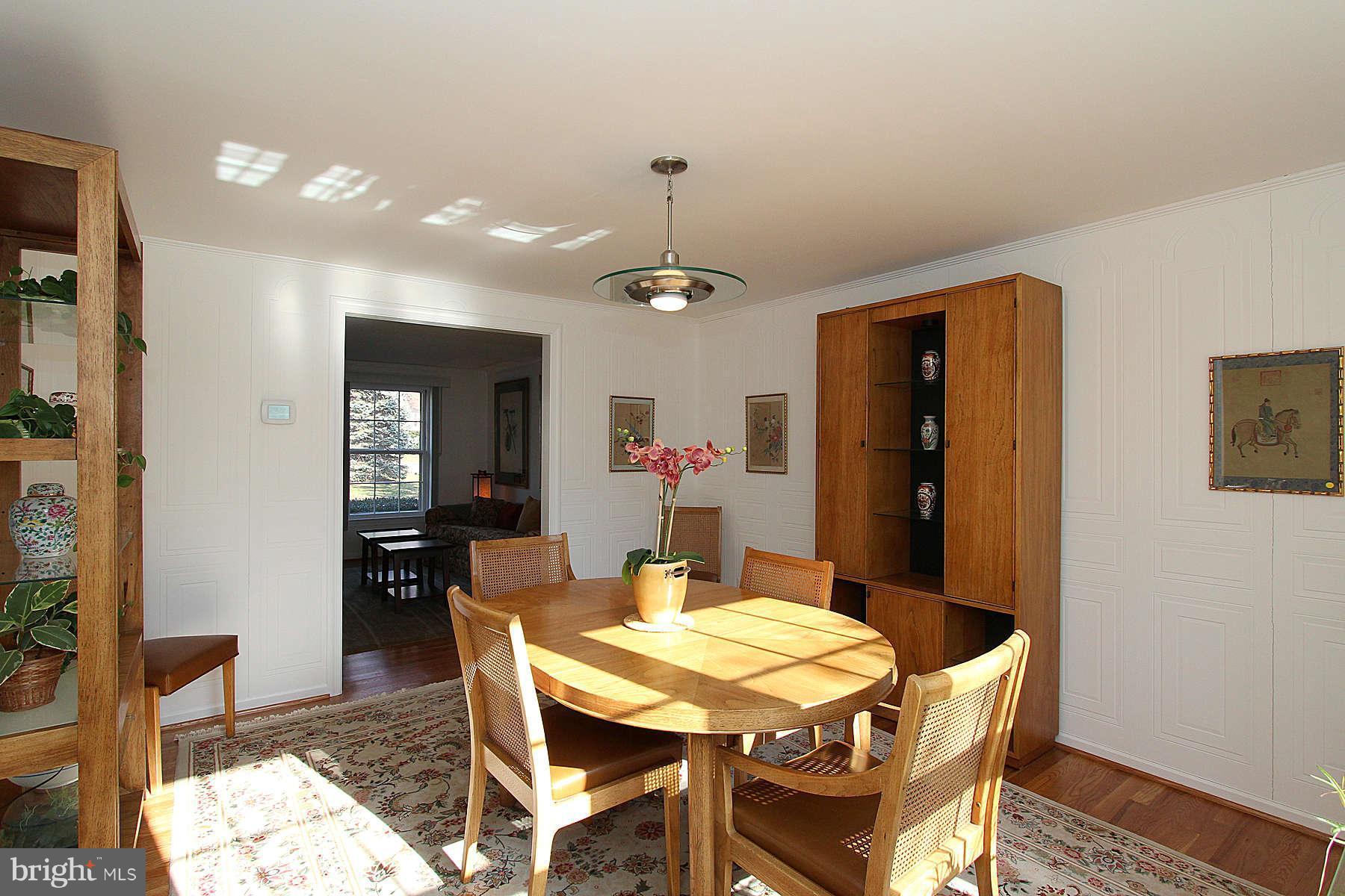 9800 Canal Road Gaithersburg, MD 20886 - Photo 8 of 30 Dining Room