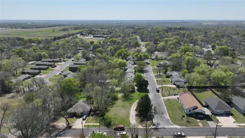 $99,999 | 1116 East Epstein Street, Sherman, TX 75090