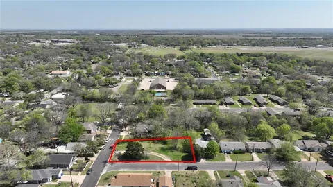 $99,999 | 1116 East Epstein Street, Sherman, TX 75090