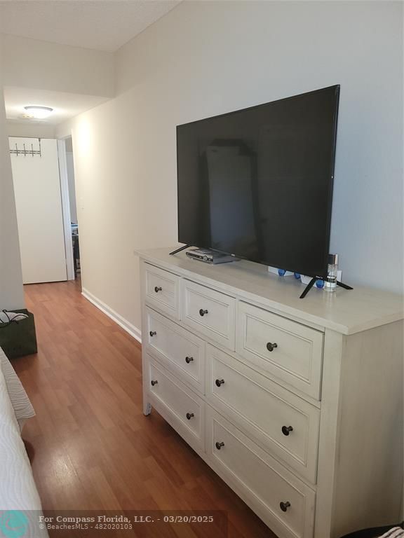 1980 South Ocean Drive, Unit 9B Hallandale Beach, FL 33009 - Photo 18 of 23