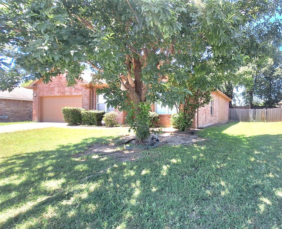 953 Hannah Way Dallas, TX 75253 - Photo 4 of 22
