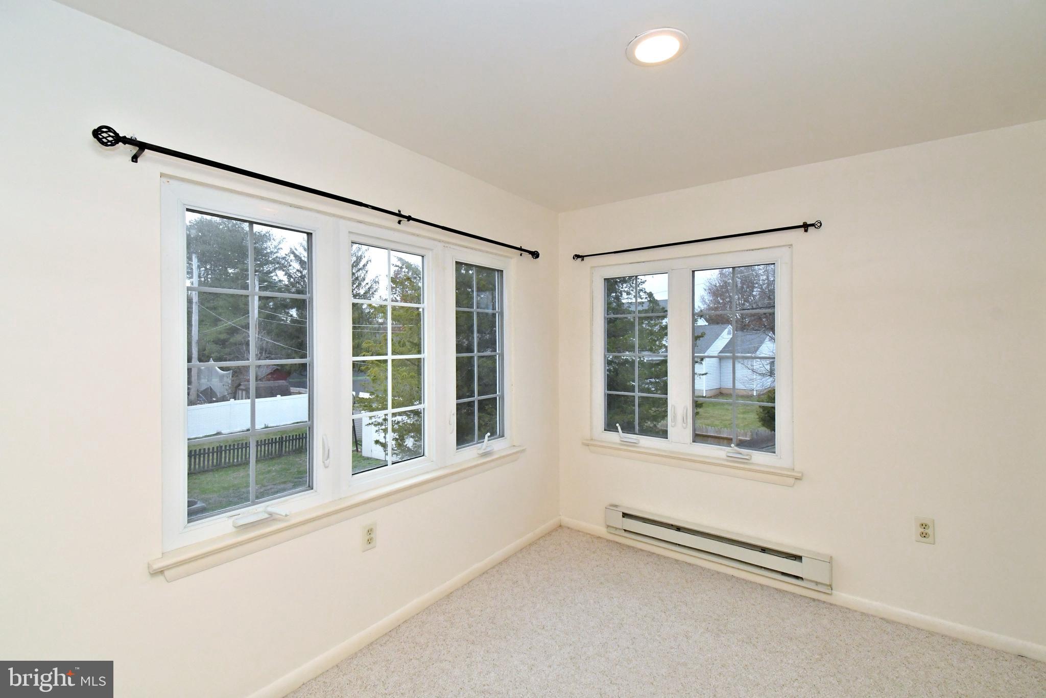8 Pennington Lane Quakertown, PA 18951 - Photo 36 of 58 an empty room with windows