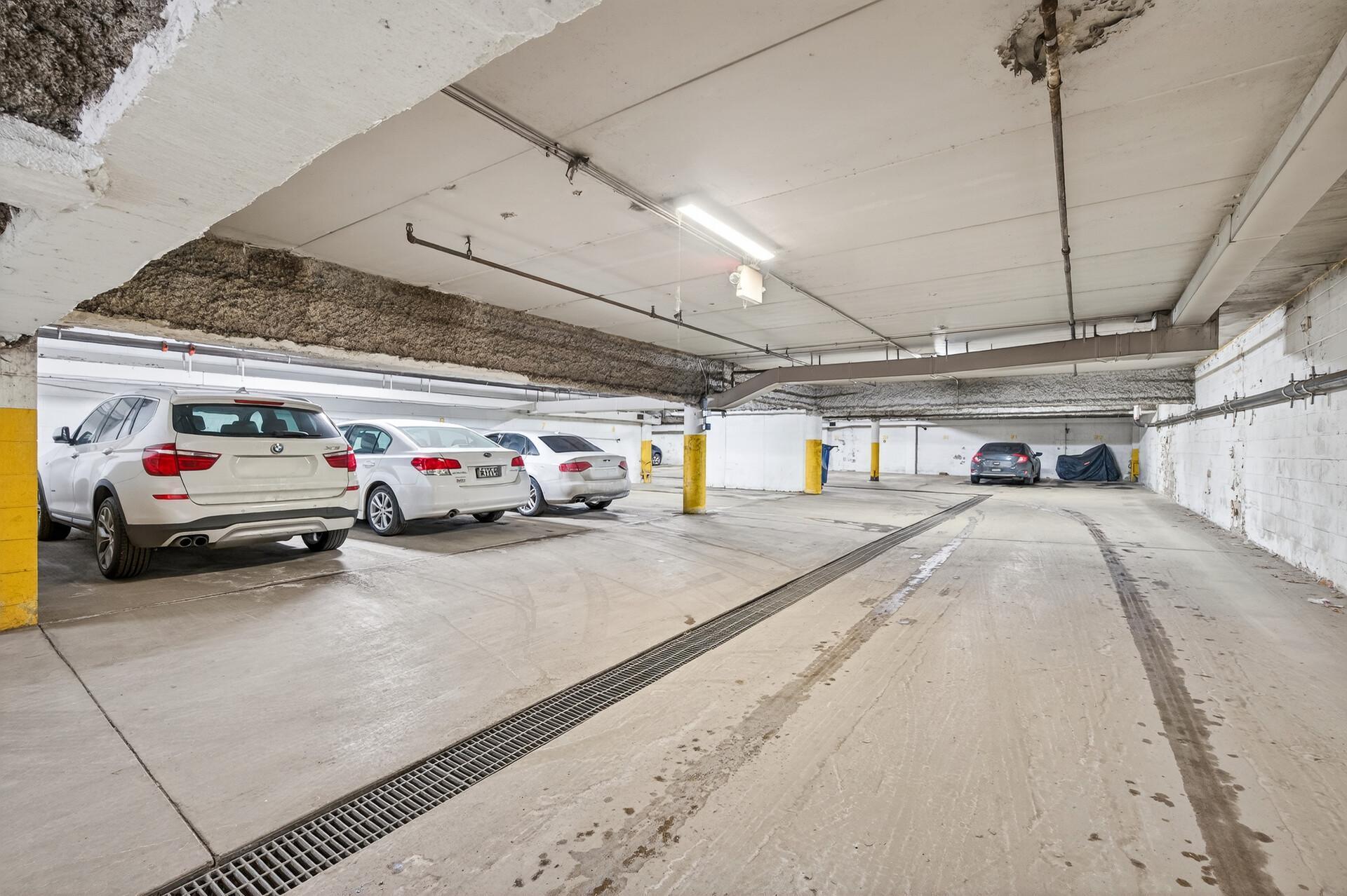 2727 West 43rd Street, Unit 201 Minneapolis, MN 55410 - Photo 13 of 15