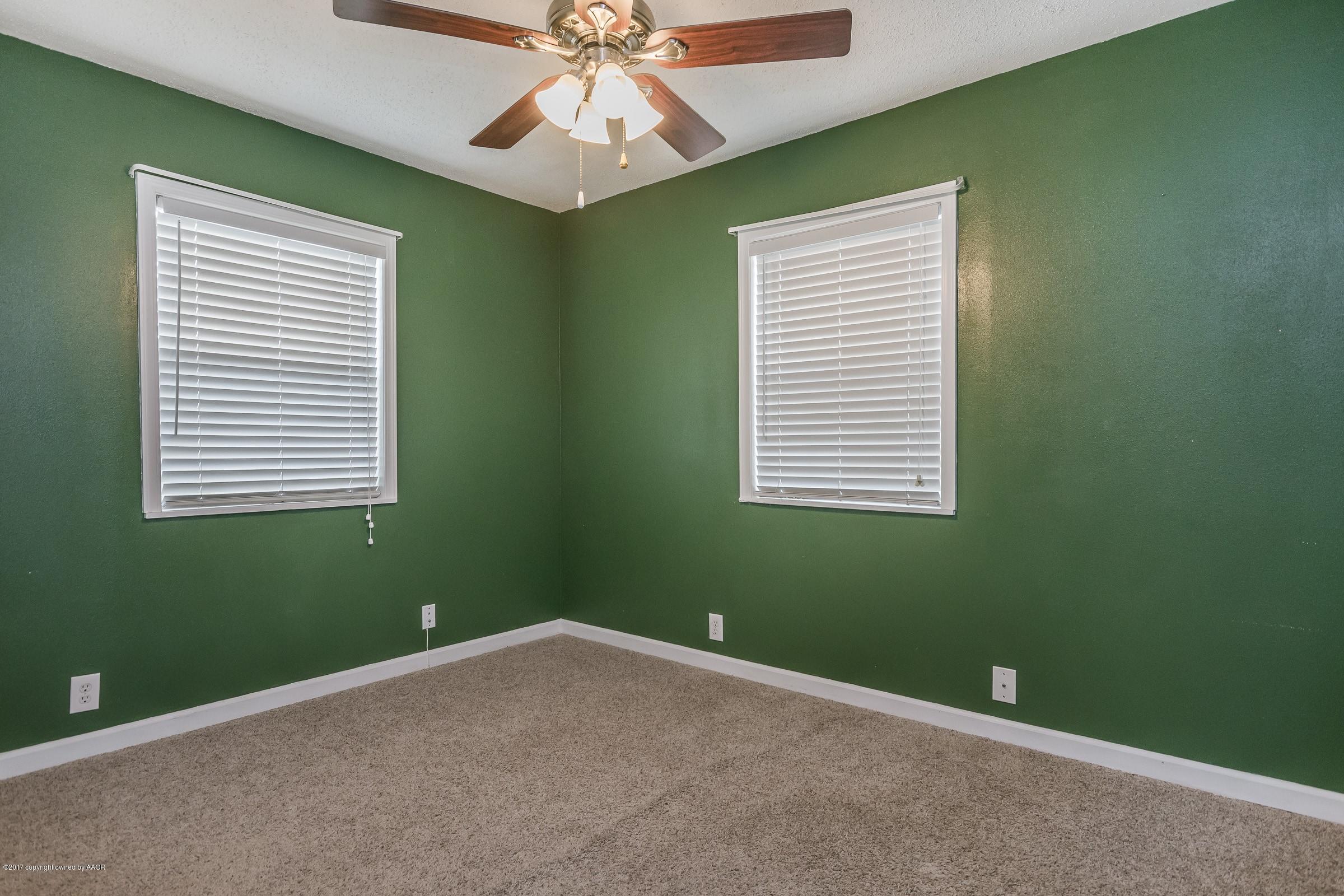 4111 Bowie Street Amarillo, TX 79110 - Photo 14 of 19 014_3rd Bedroom_