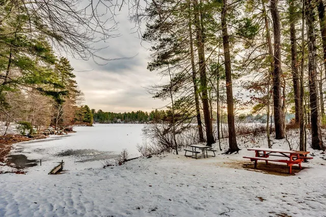 $530,000 | 87 Edgewater Drive, Barrington, NH 03825