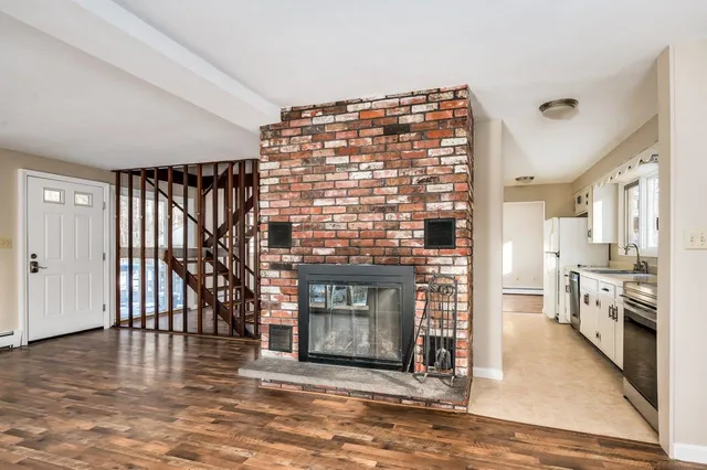 $530,000 | 87 Edgewater Drive, Barrington, NH 03825