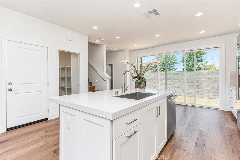 1064 Citron Road Fullerton, CA 92833 - Photo 5 of 37