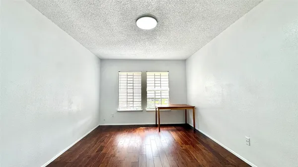 $123,999 | 11889 Bob White Drive, Unit 834, Houston, TX 77035