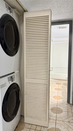 $123,999 | 11889 Bob White Drive, Unit 834, Houston, TX 77035