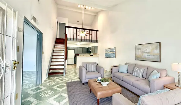 $123,999 | 11889 Bob White Drive, Unit 834, Houston, TX 77035