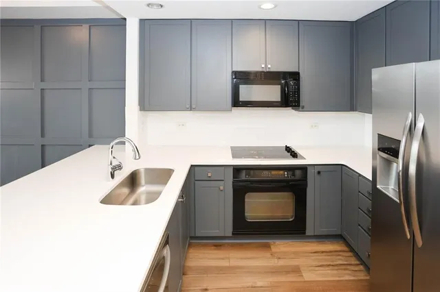 $320,000 | 285 Centennial Olympic Park Drive Northwest, Unit 1606, Atlanta, GA 30313