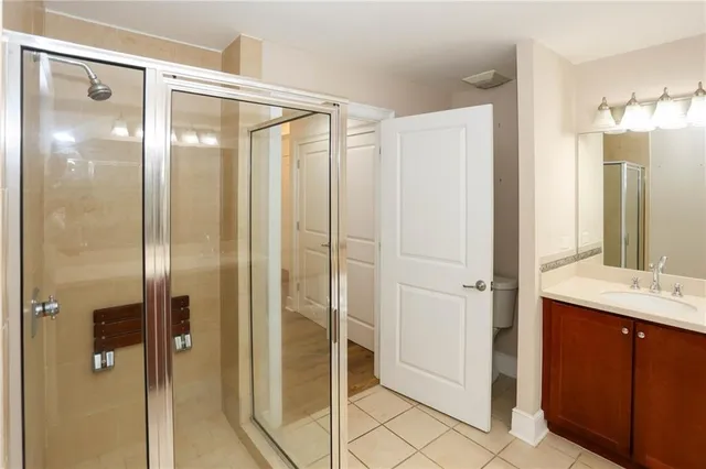 $320,000 | 285 Centennial Olympic Park Drive Northwest, Unit 1606, Atlanta, GA 30313