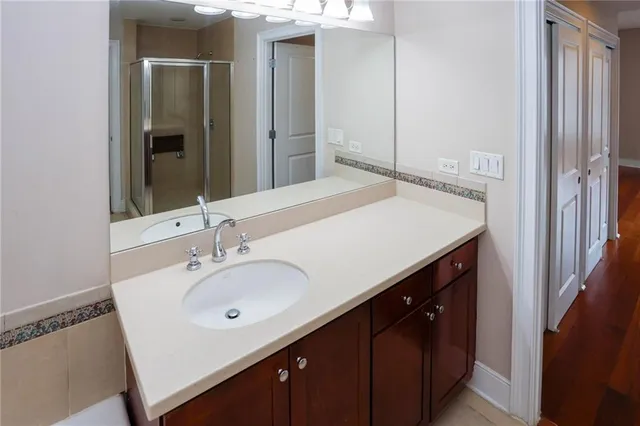 $320,000 | 285 Centennial Olympic Park Drive Northwest, Unit 1606, Atlanta, GA 30313