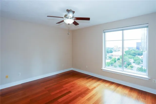 $320,000 | 285 Centennial Olympic Park Drive Northwest, Unit 1606, Atlanta, GA 30313