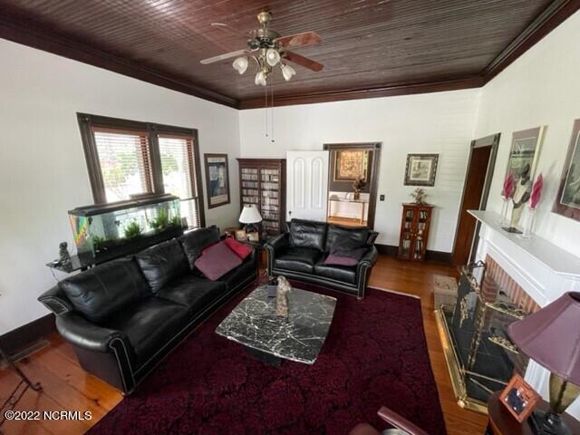 110 North Walnut Street Spring Hope, NC 27882 - Photo 17 of 35 family room