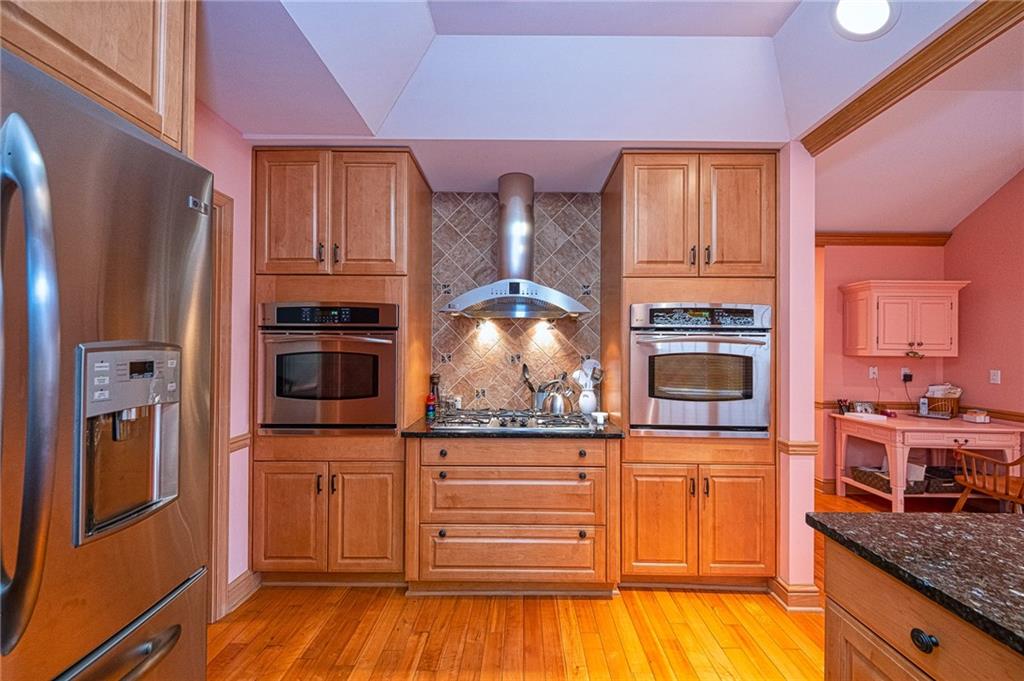 515 Farndale Road Pittsburgh, PA 15215 - Photo 7 of 25 Gallery Image 7