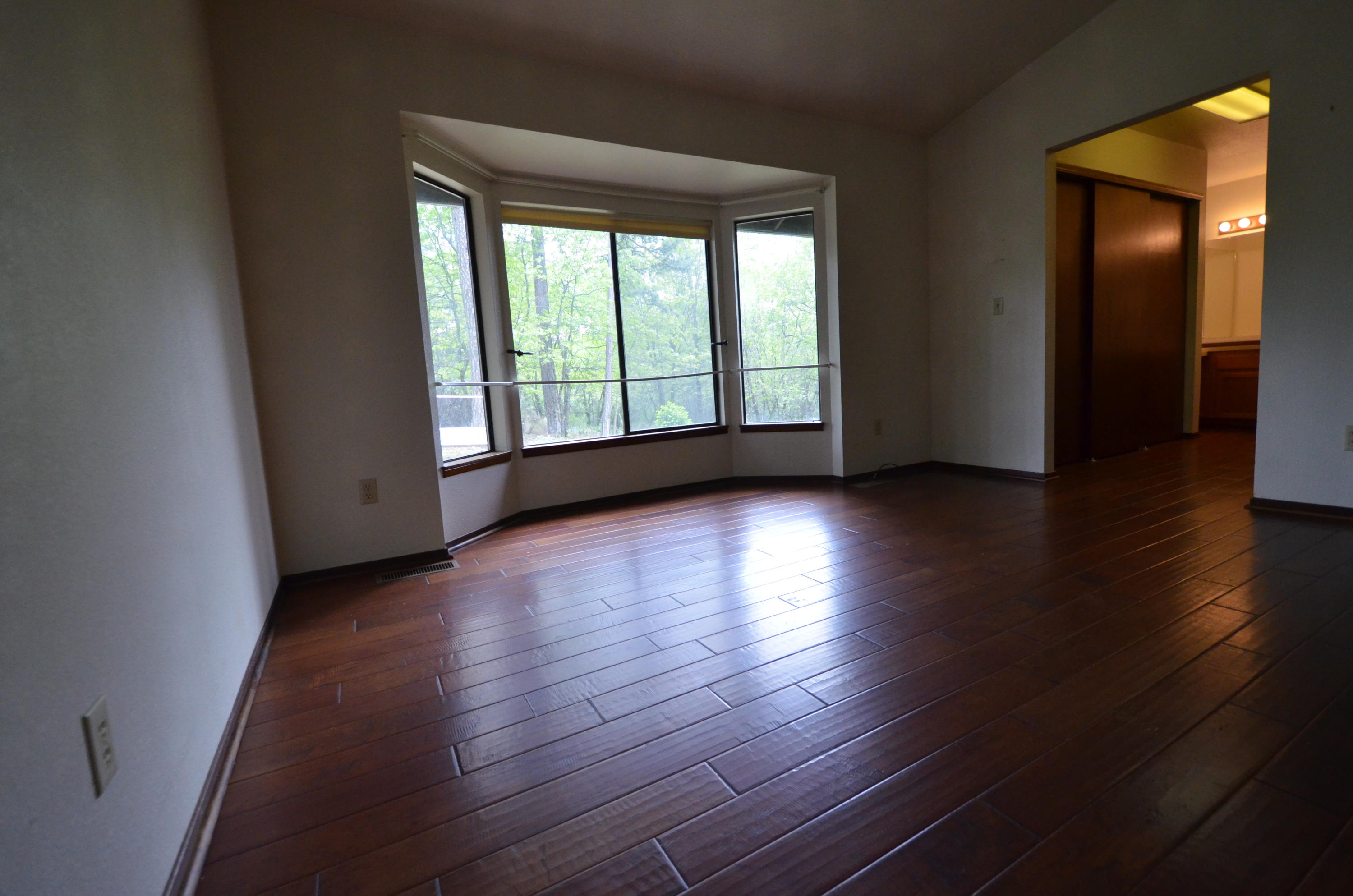 27727 Donkey Mine Road Oak Run, CA 96069 - Photo 13 of 16 Master Bedroom