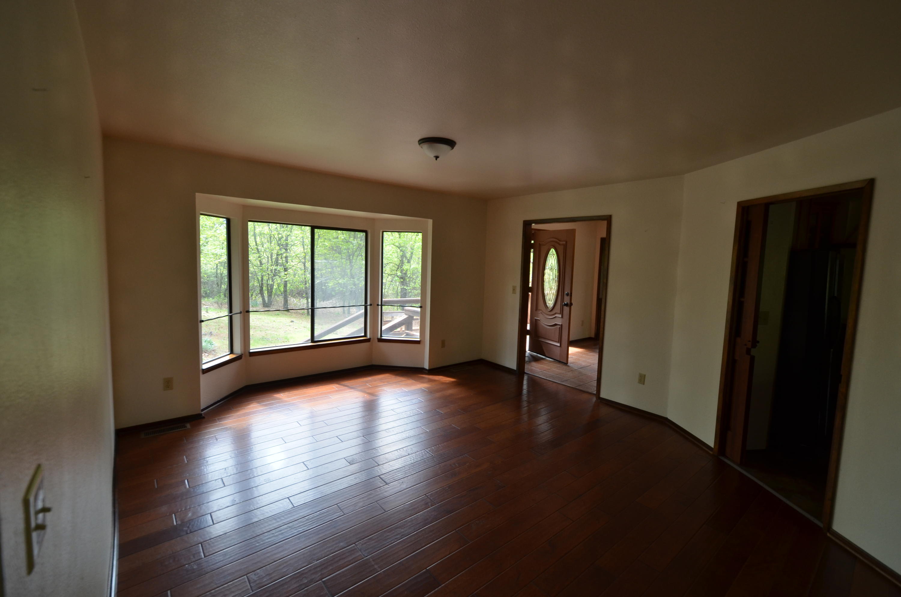 27727 Donkey Mine Road Oak Run, CA 96069 - Photo 3 of 16 Living Room
