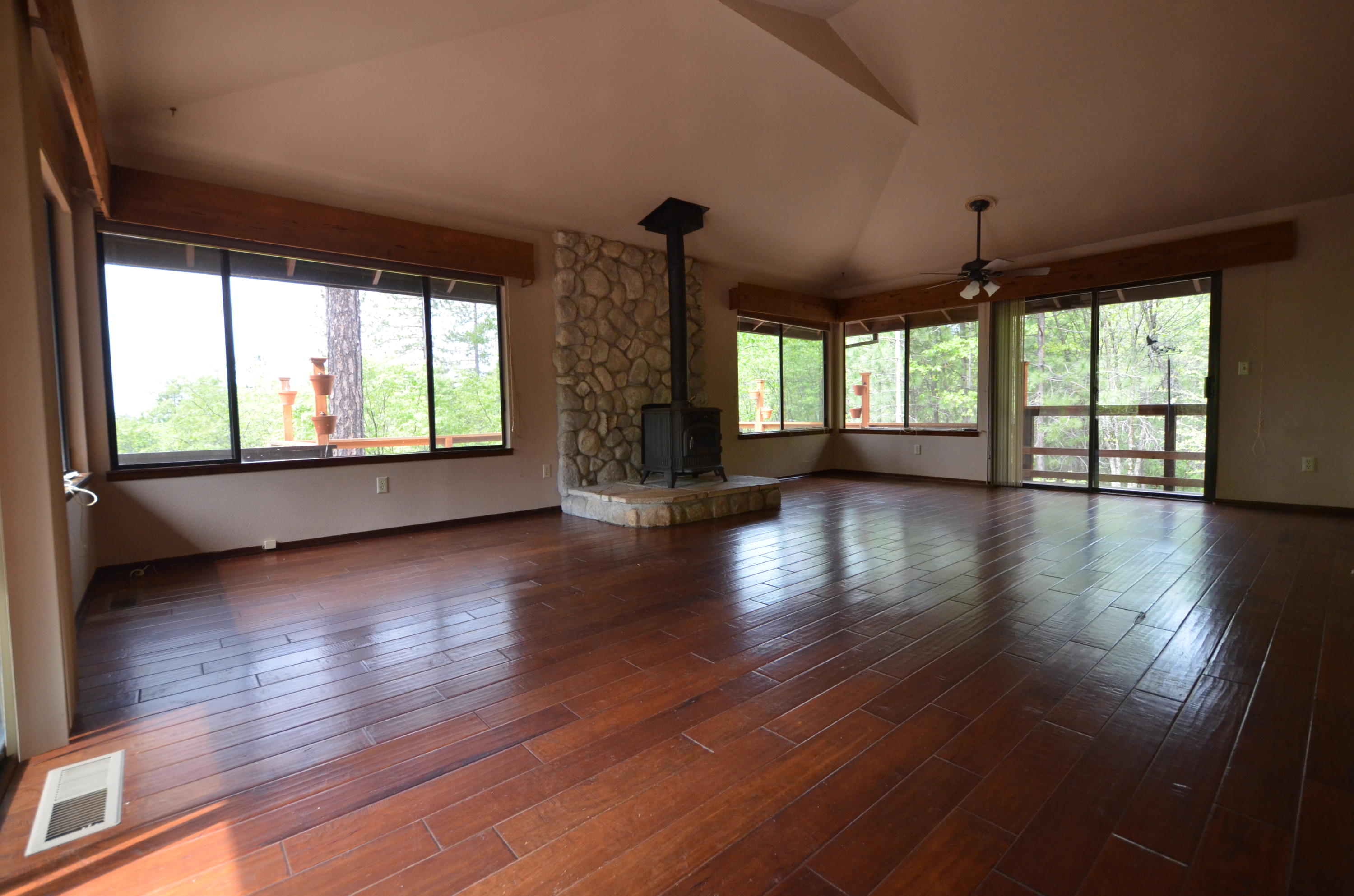 27727 Donkey Mine Road Oak Run, CA 96069 - Photo 4 of 16 Family Room