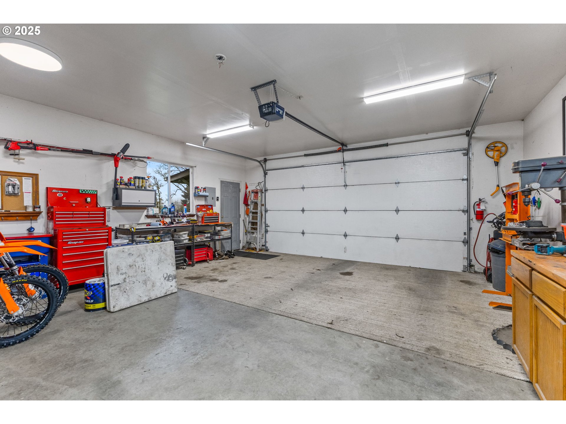 17576 North Abiqua Road Silverton, OR 97381 - Photo 32 of 40 a view of storage and utility room