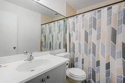 $575,000 | 1400 Cardinal Lane, Lantana, FL 33462