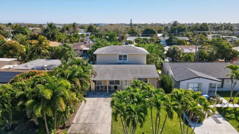 $575,000 | 1400 Cardinal Lane, Lantana, FL 33462