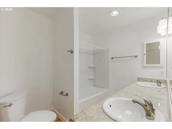 $235,000 | 10160 Southeast Talbert Street, Clackamas, OR 97015