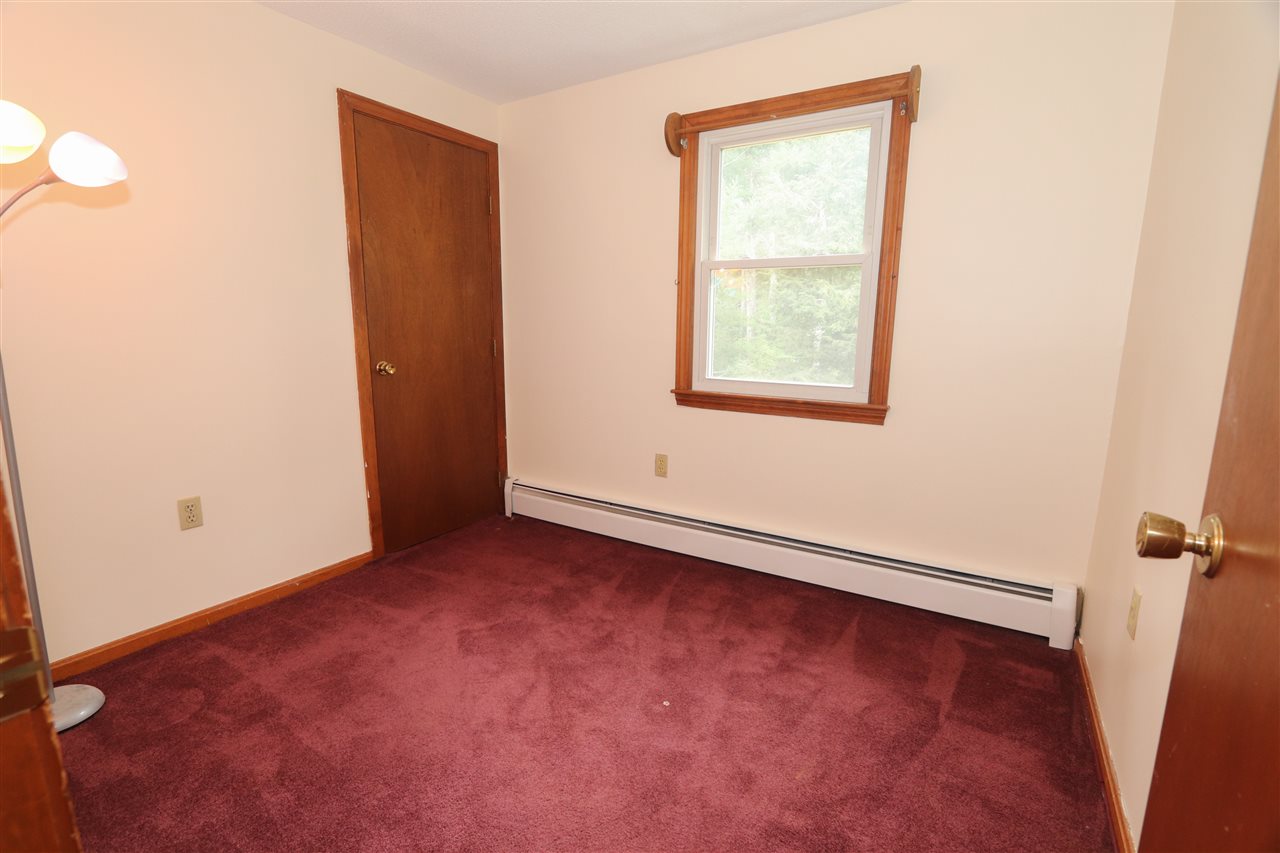24 Cutler Road Litchfield, NH 03052 - Photo 15 of 40