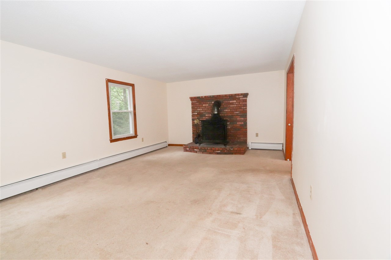 24 Cutler Road Litchfield, NH 03052 - Photo 7 of 40