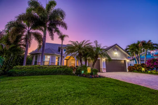$1,698,500 | 134 Shores Pointe Drive, Jupiter, FL 33458