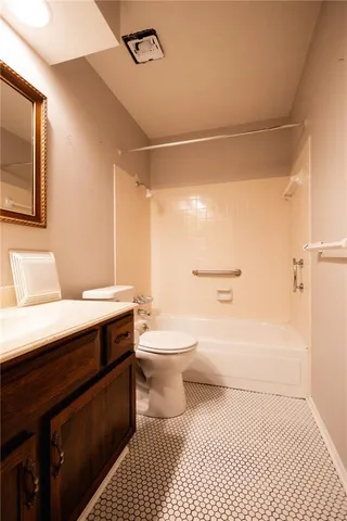 $230,000 | 1303 North 43rd Street, St. Joseph, MO 64506