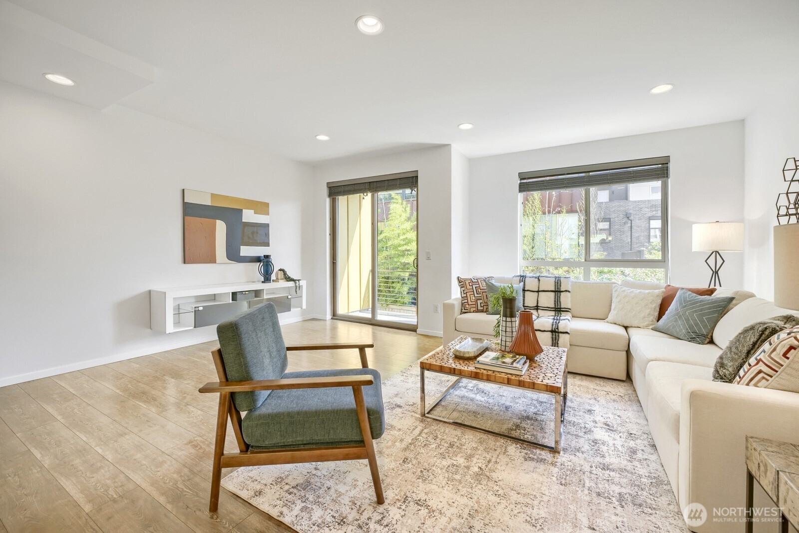 5206 Delridge Way Southwest, Unit B Seattle, WA 98106 - Photo 8 of 31