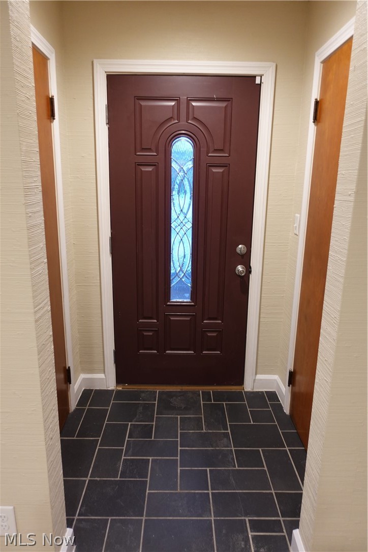 2945 Ivanhoe Road Silver Lake, OH 44224 - Photo 12 of 27