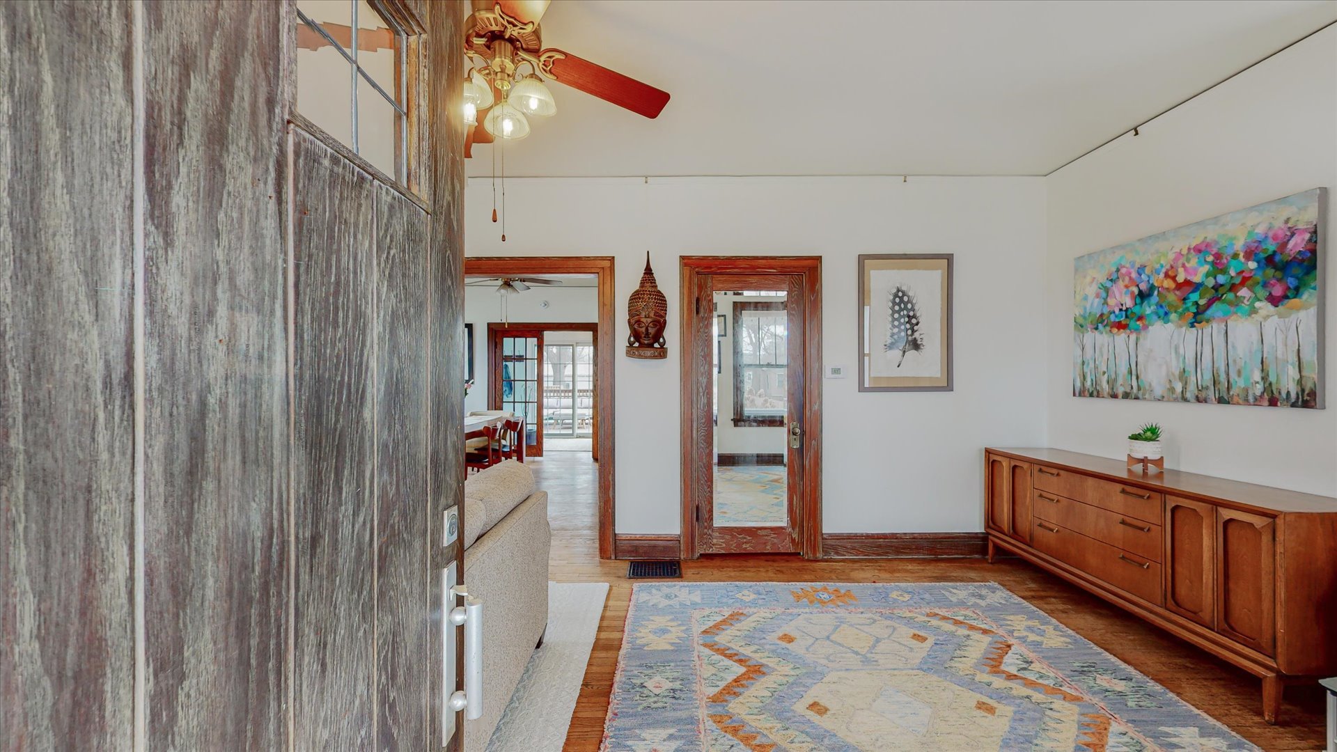 506 North Edwin Street Champaign, IL 61821 - Photo 2 of 45 a view of an entryway with wooden floor