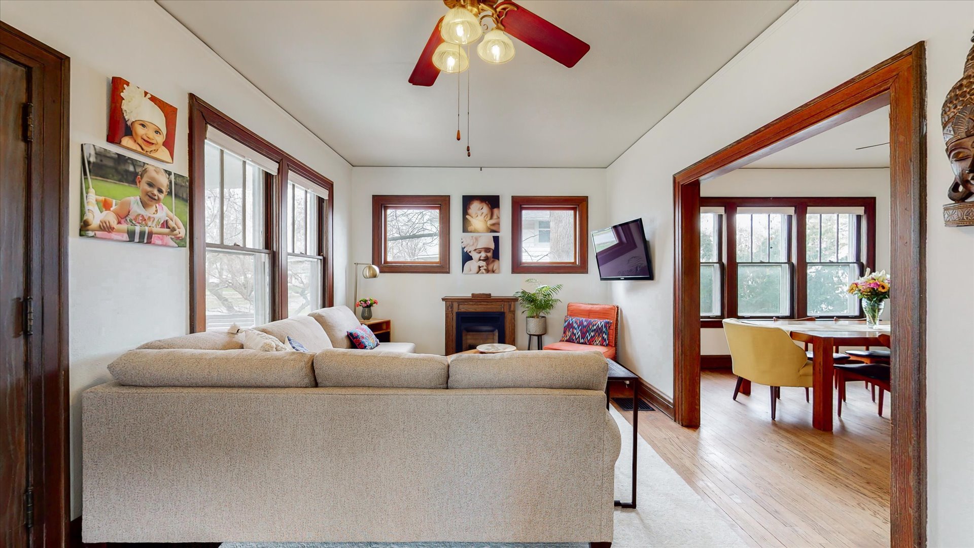 506 North Edwin Street Champaign, IL 61821 - Photo 4 of 45 a living room with furniture and a large window