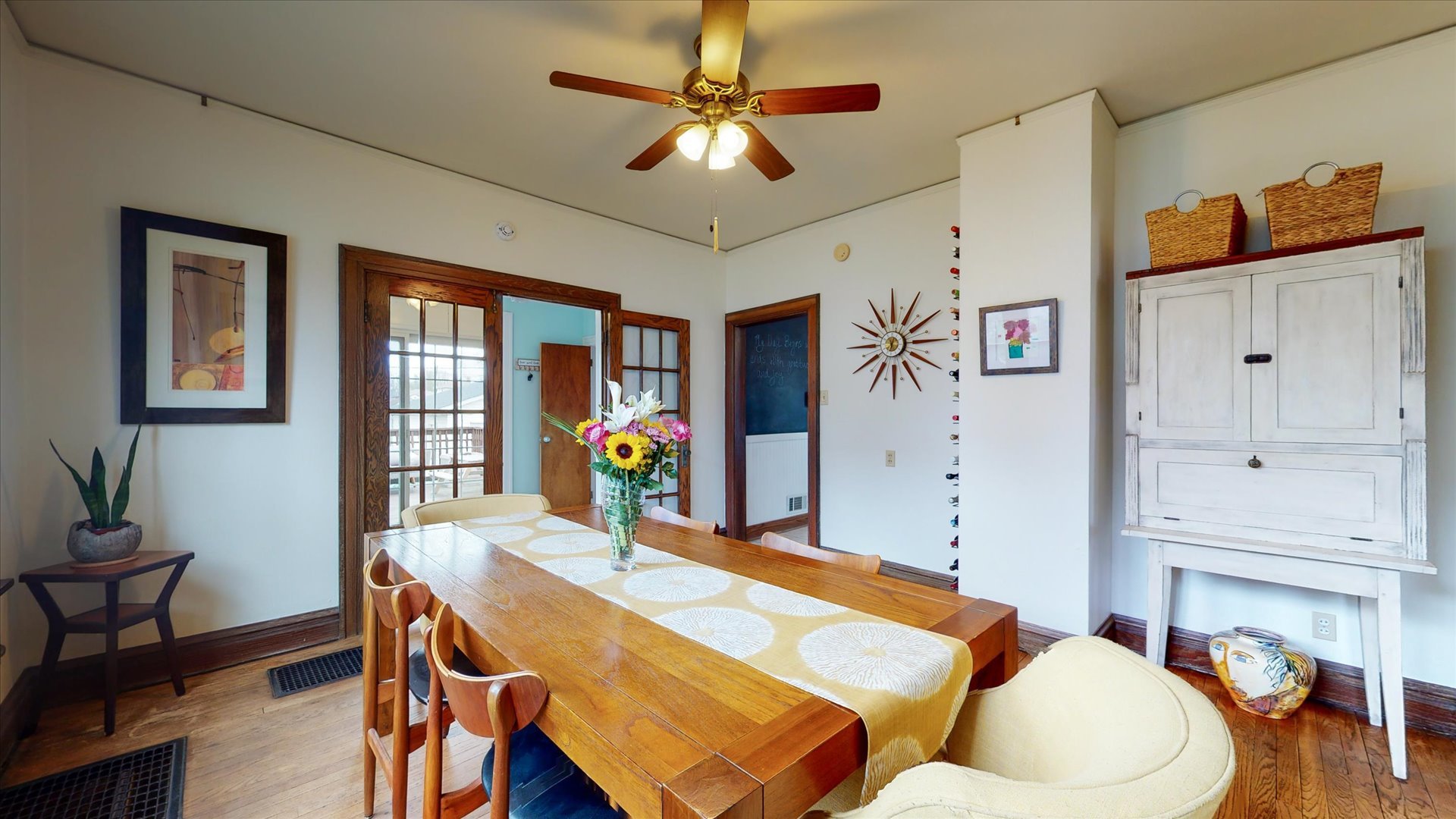 506 North Edwin Street Champaign, IL 61821 - Photo 7 of 45 a room with furniture and a chandelier