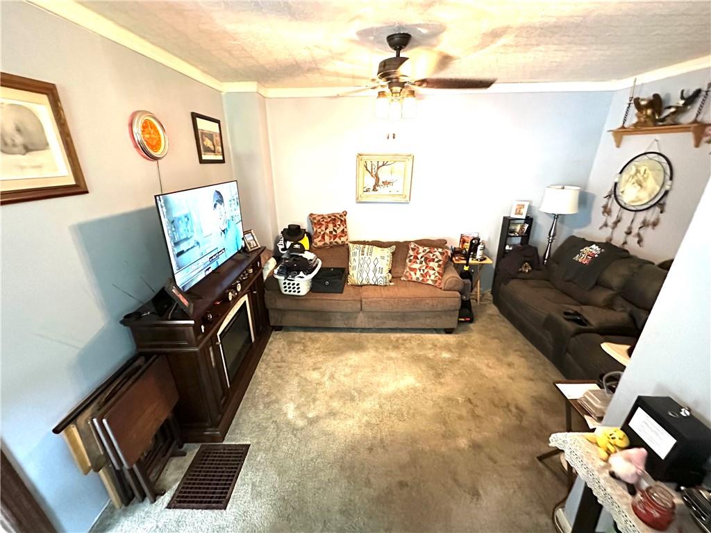 3203 Spring Garden Road Pittsburgh, PA 15212 - Photo 12 of 19 Gallery Image 12