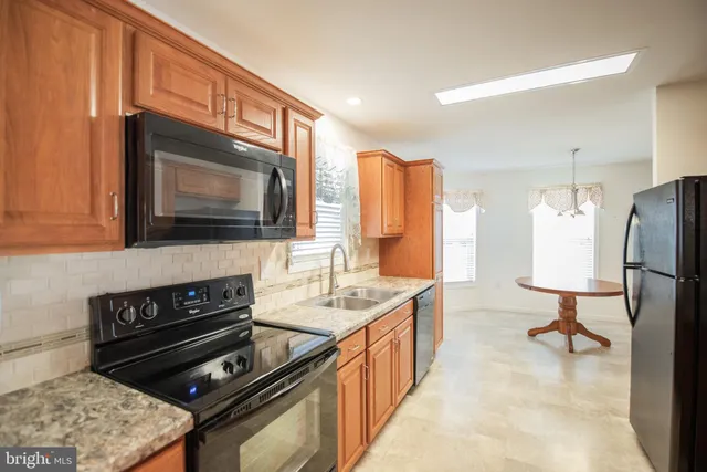 $319,900 | 115 Eagles Watch Drive South, Bechtelsville, PA 19505